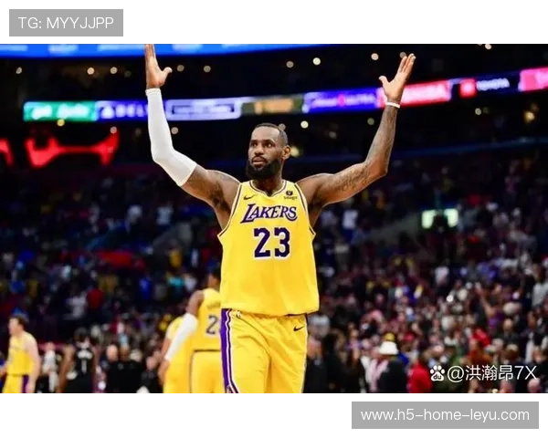 _湖人队迎来关键战役，全员拼搏争夺胜利_，湖人队2022
