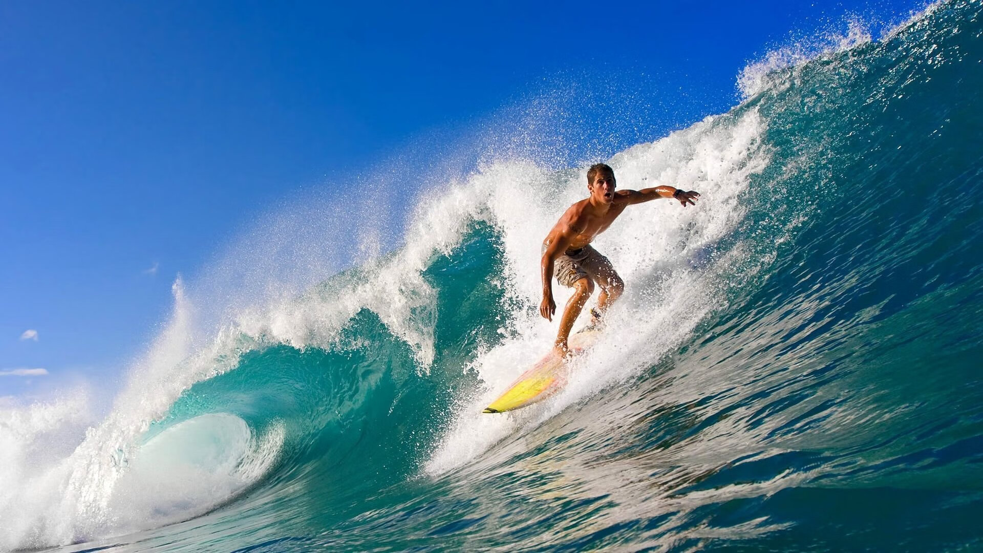 英格兰男队大赛临近，球迷激动不已，英格兰队大赛冠军