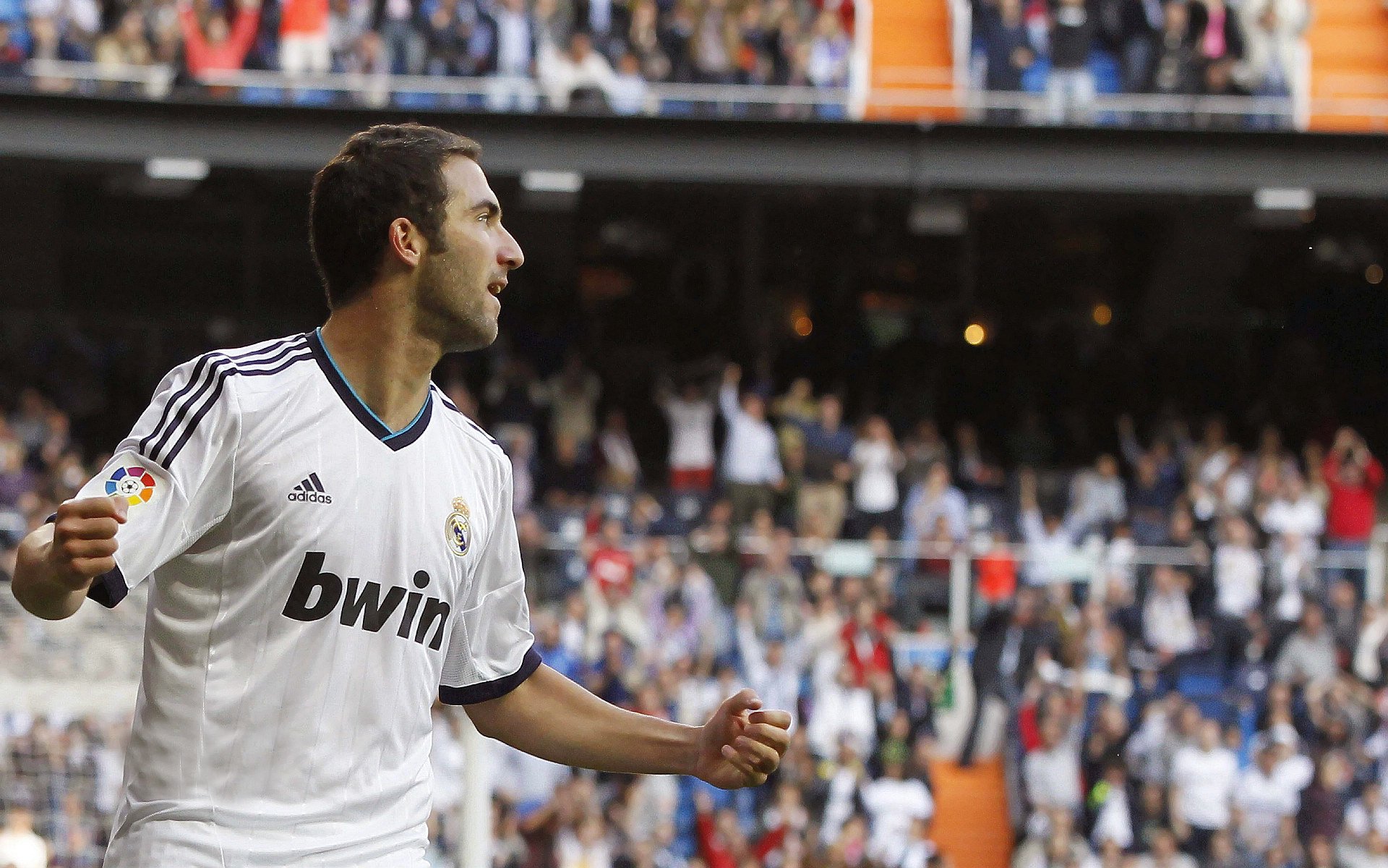 西甲伤停补时：神奇逆转引爆笑声与泪水，西甲抢断榜