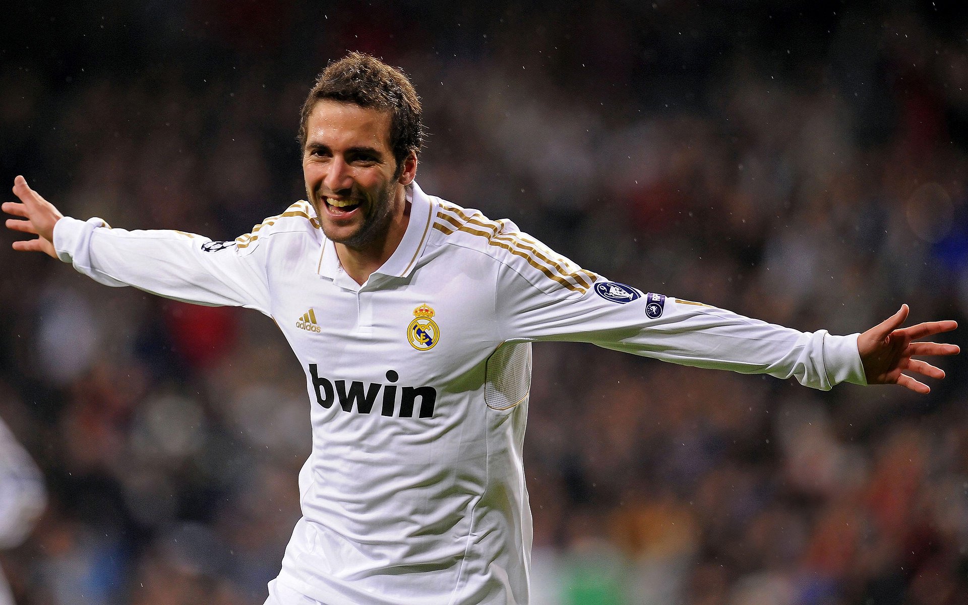 A股震荡，央行例会释放哪些资金流向信号？，央行哪些行为会推动股票价格上涨